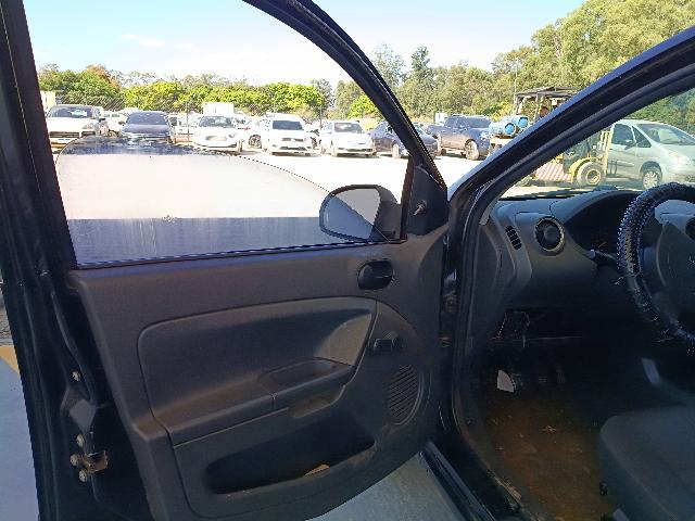 FORD FIESTA - 2006/2006 — foto 21 de 24