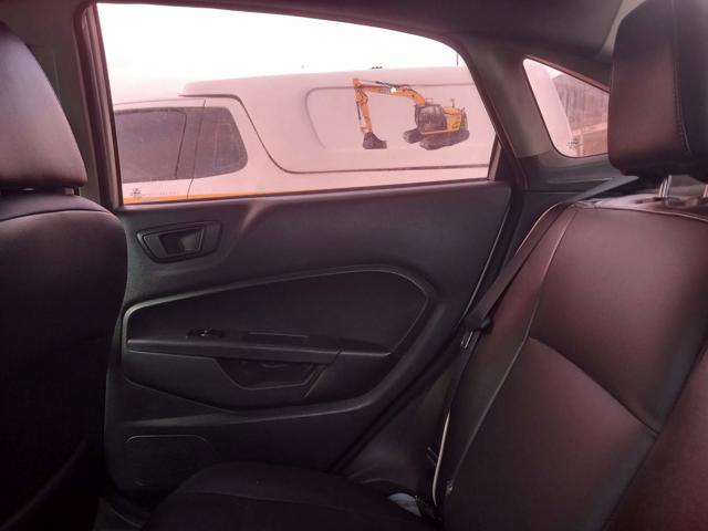 FORD FIESTA SE - 2012/2013 — foto 15 de 40