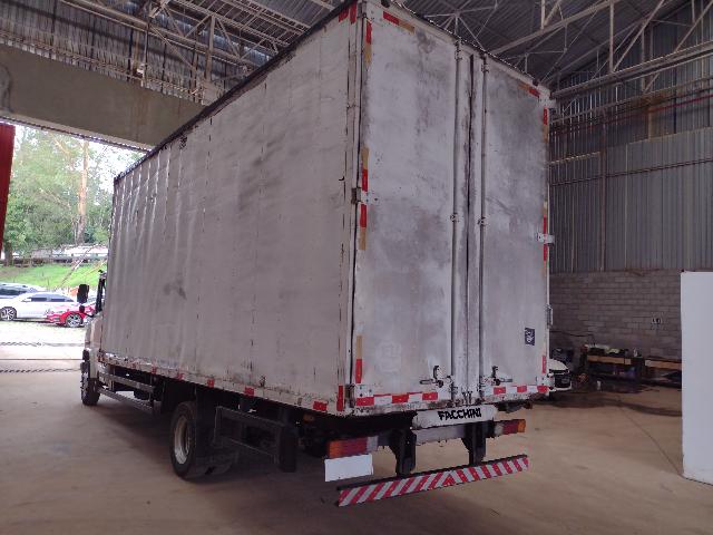 MERCEDES-BENZ 710 - 2010/2010 — foto 4 de 34