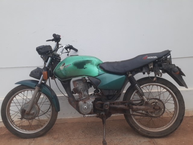 Honda CG 125 Titan KS 2001 em leilão