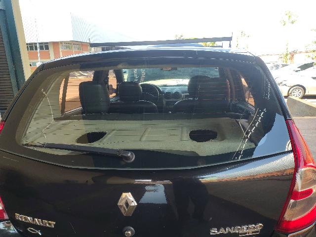 RENAULT SANDERO AUT 16 - 2010/2010 — foto 27 de 37