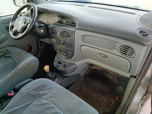 RENAULT SCENIC RXE 2.0 - 1999/2000 — foto 13 de 24