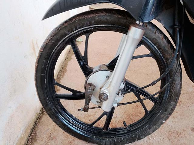 HONDA BIZ 125 ES - 2012/2012 — foto 10 de 13