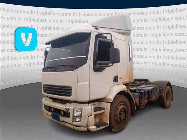 VOLVO VM 310 4X2T - 2009/2009