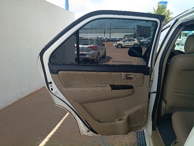 TOYOTA HILUXSW4 SRV4X4 - 2014/2014 — foto 29 de 40