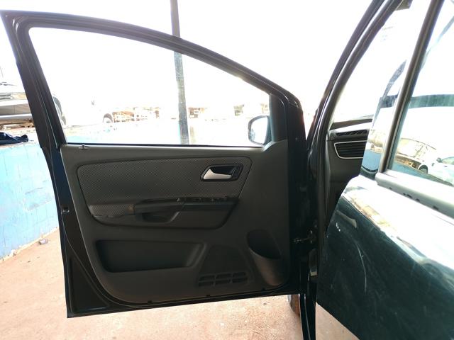 VOLKSWAGEN FOX 1.6 GII - 2011/2011 — foto 17 de 40