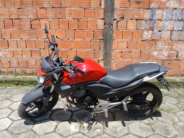 HONDA CB 300R - 2011/2012