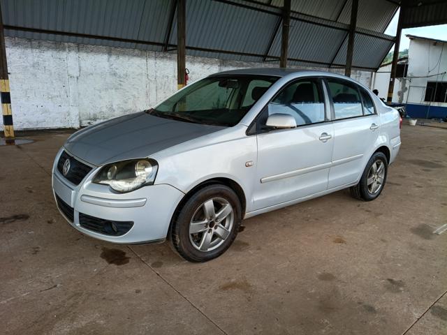 VOLKSWAGEN POLO SEDAN 1.6 - 2008/2009