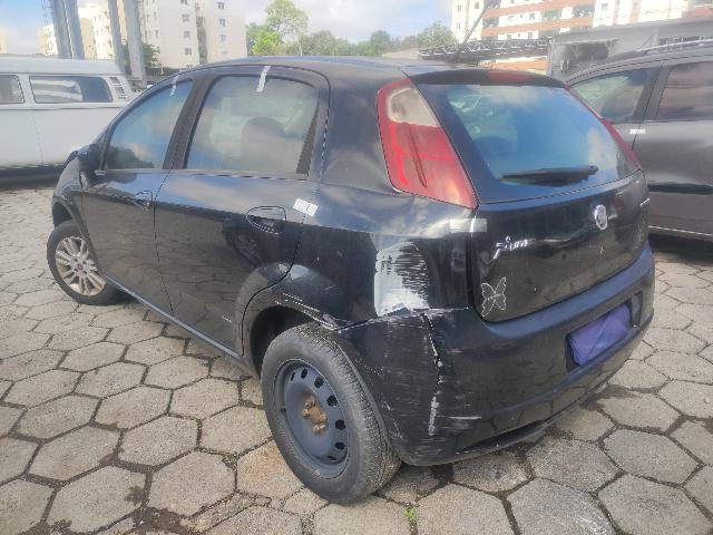 FIAT PUNTO ATTRACTIVE - 2011/2012 — foto 4 de 24