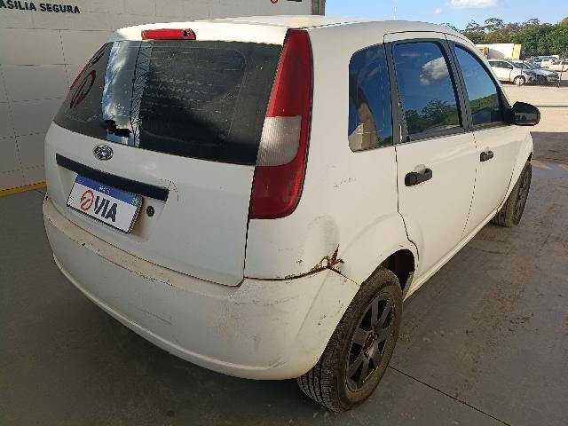 FORD FIESTA - 2003/2004 — foto 4 de 27