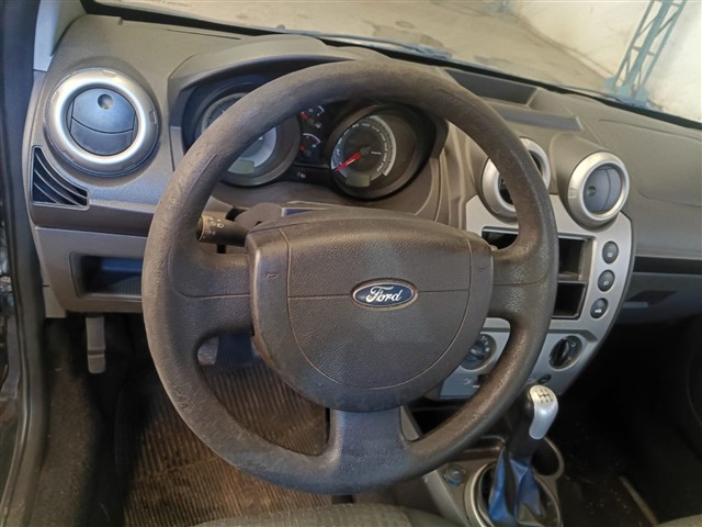 FORD FIESTA SEDAN1.6FLEX - 2012/2013 — foto 7 de 40
