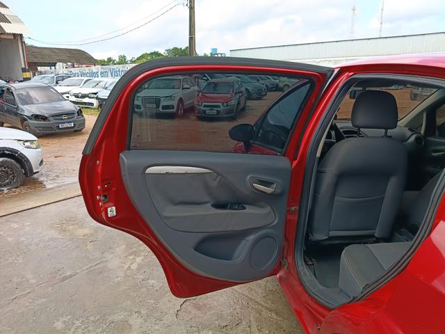 Foto 19 de 30: PUNTO ATTRACTIVE - 2015/2016