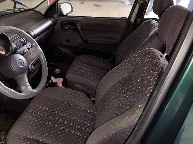 Foto 11 de 32: CORSA WIND - 1999/1999