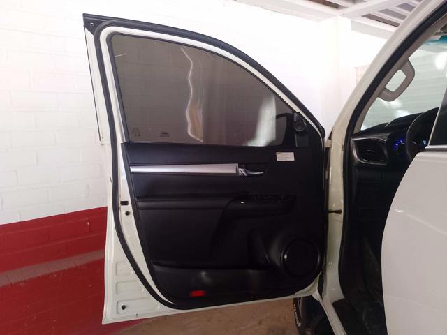 TOYOTA HILUX CDSRXA4FD - 2015/2016 — foto 23 de 28