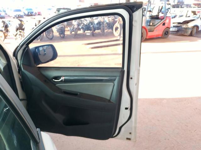 CHEVROLET S10 LTZ FD2 - 2013/2014 — foto 18 de 40