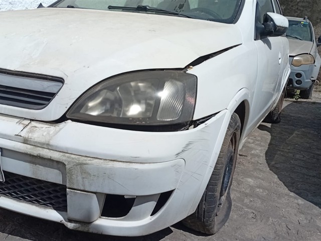 Chevrolet Corsa Sedan Premium 2010