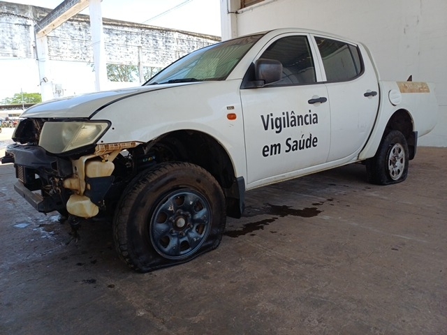 MITSUBISHI TRITON GL D