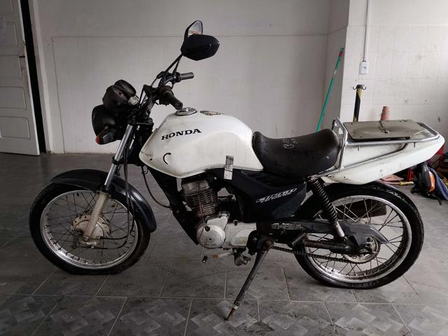 Honda CG 125 Cargo KS 2013 em leilão