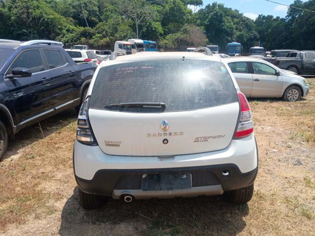 RENAULT SANDERO STEPWAY - 2012/2013 — foto 17 de 36