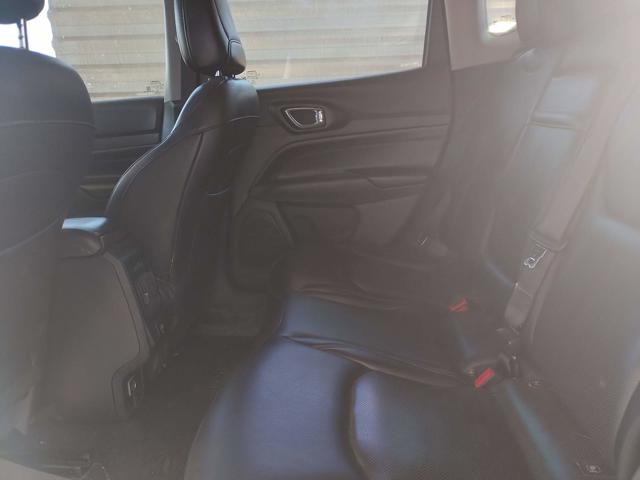 JEEP COMPASS LONG TF - 2022/2022 — foto 17 de 40