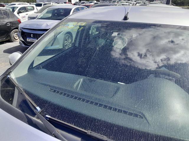 RENAULT LOGAN EXPR 1016V - 2015/2016 — foto 39 de 40