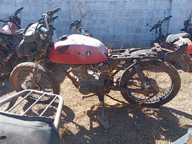 HONDA - CG 125 - leilão extrajudicial - TIANGUÁ CE - lance mínimo R$ 80