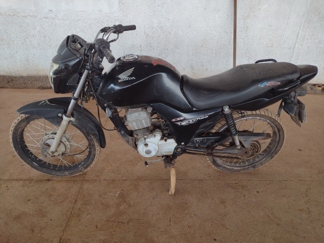 Honda CG 125 FAN KS 2014 em leilão