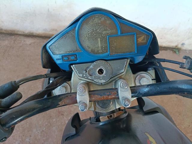 HONDA CB 300R - 2010/2010 — foto 7 de 12