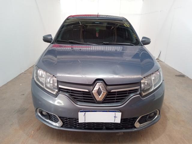 RENAULT SANDERO DYNA 16R - 2016/2017 — foto 7 de 39