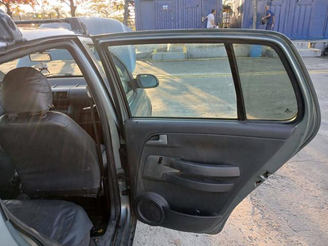 VOLKSWAGEN FOX 1.0 - 2009/2010 — foto 23 de 37
