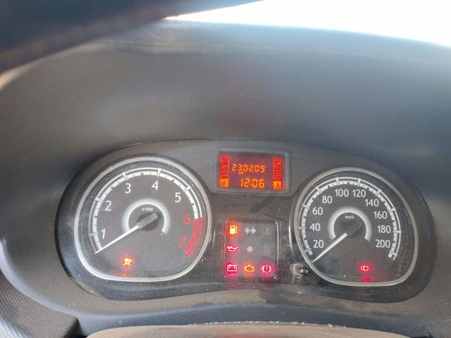 RENAULT SANDERO EXP 16HP - 2013/2014 — foto 6 de 36