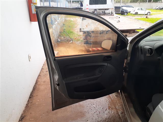 FORD FIESTA - 2003/2003 — foto 11 de 20