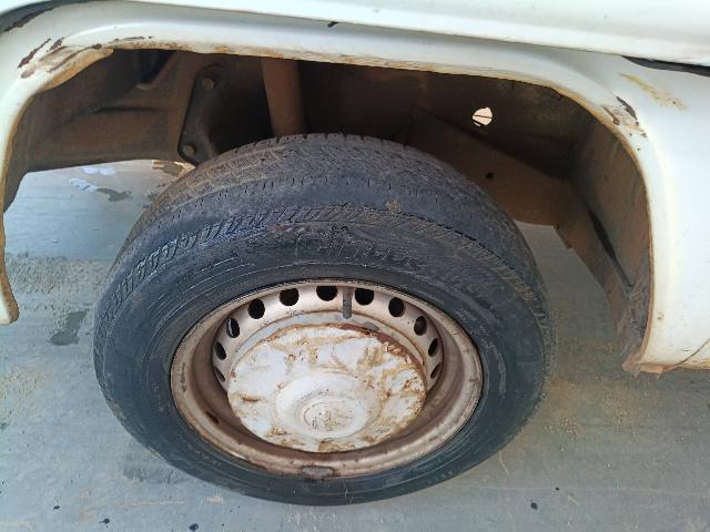 VOLKSWAGEN KOMBI - 2004/2005 — foto 9 de 23