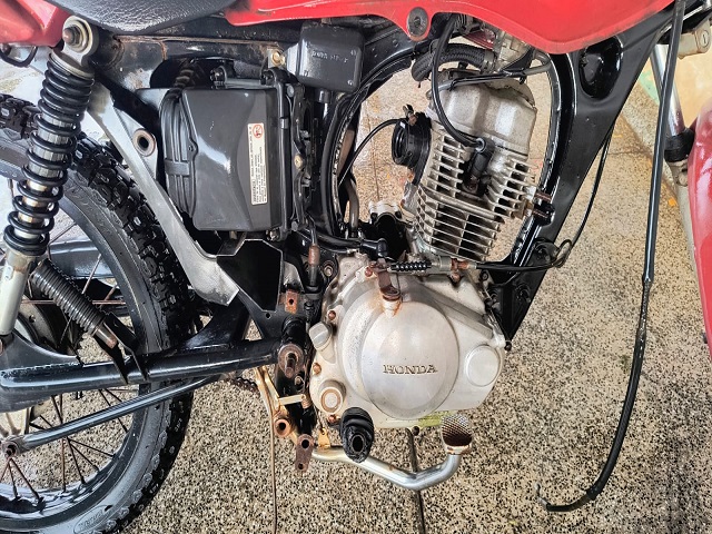 HONDA CG 125 FAN ES - 2010/2011 — foto 13 de 21