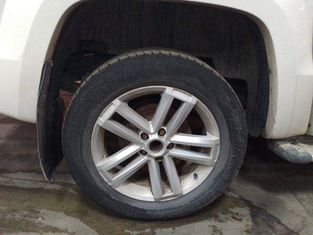 VOLKSWAGEN AMAROK CD 4X4 HIGH - 2016/2016 — foto 28 de 40