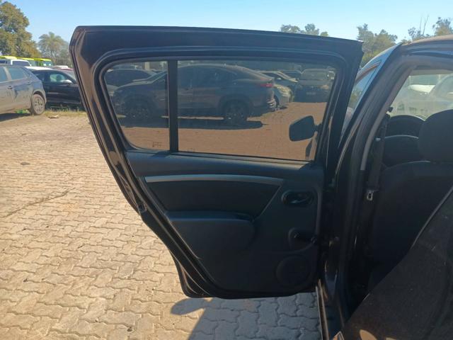 RENAULT SANDERO EXP1016V - 2010/2010 — foto 15 de 26