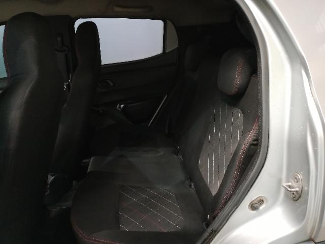 Foto 11 de 27: KWID ZEN 10MT - 2018/2019