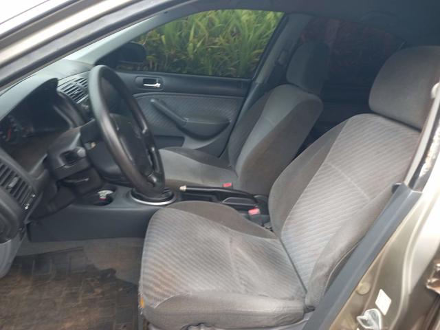 HONDA CIVIC LX - 2003/2003 — foto 13 de 30