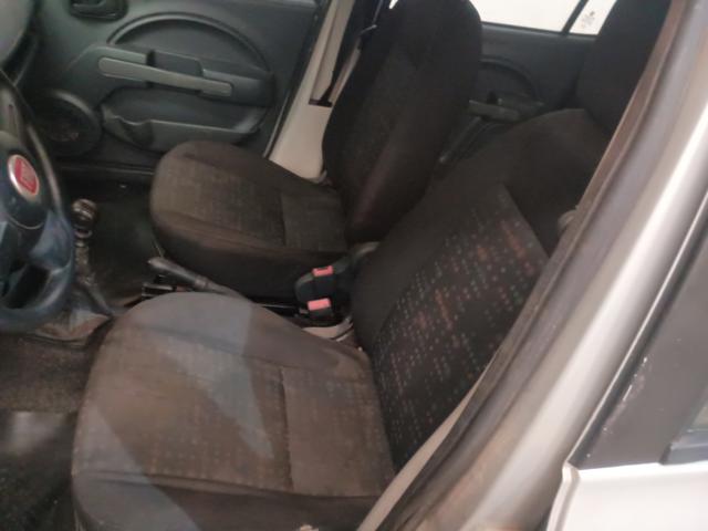 FIAT UNO VIVACE 1.0 - 2013/2014 — foto 11 de 36