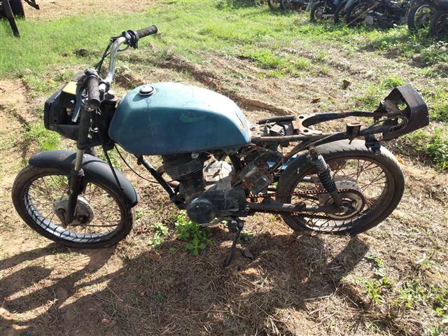 Honda CG 125 em leilão — PI