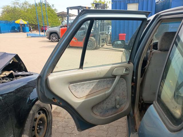 VOLKSWAGEN GOL 16V PLUS - 2001/2001 — foto 17 de 24