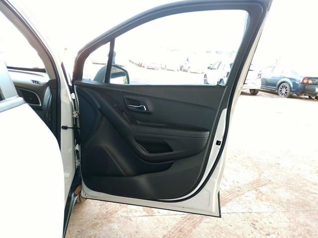 CHEVROLET TRACKER LT - 2017/2017 — foto 20 de 38