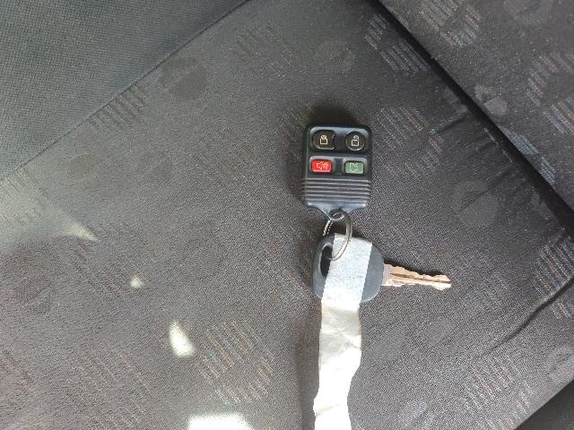 FORD FIESTA FLEX - 2011/2012 — foto 36 de 37