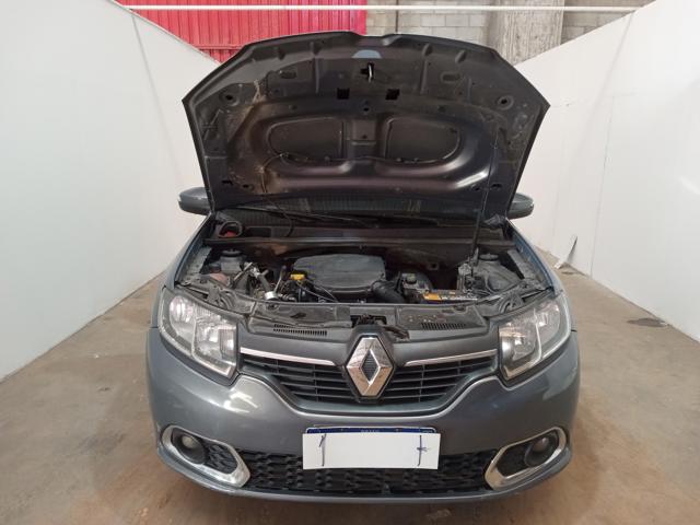 RENAULT SANDERO DYNA 16R - 2016/2017 — foto 18 de 39