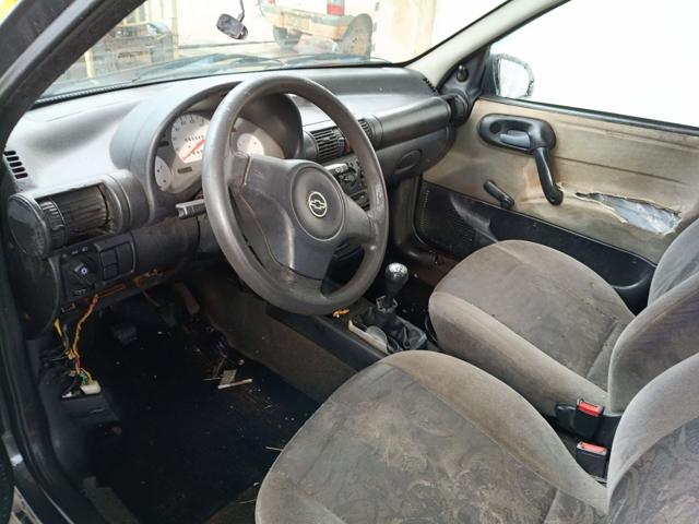 GM CORSA MILENIUM - 2002/2002 — foto 20 de 26