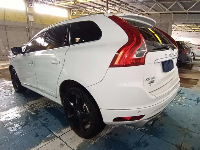 VOLVO XC60 2.0T5 R-DES - 2014/2014 — foto 3 de 28