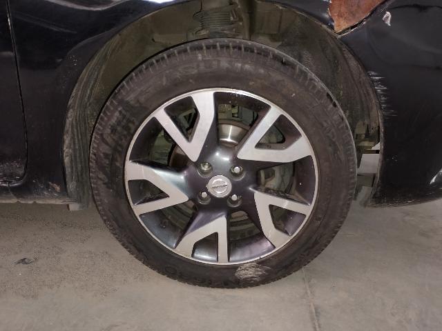 Foto 30 de 44: VERSA 16 UNIQUE - 2015/2016