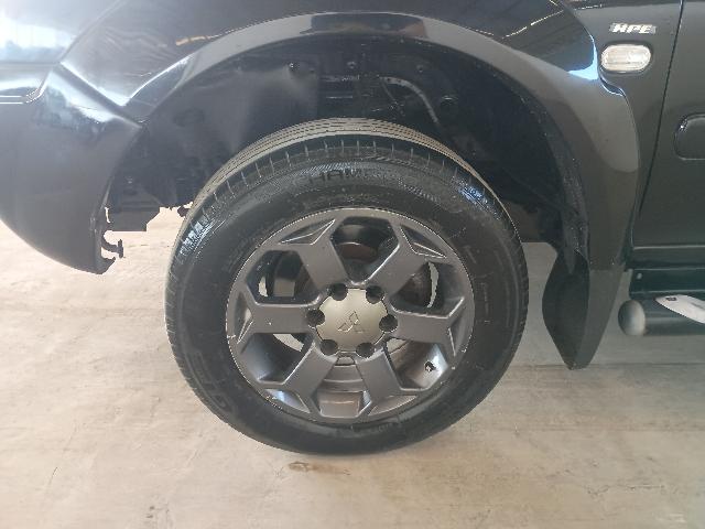 Foto 30 de 34: PAJERO SPORT FLEX - 2009/2010