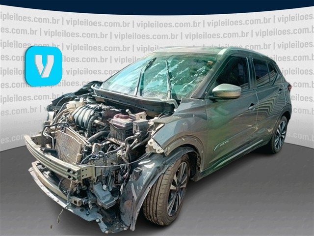 Nissan Kicks Advance CVT