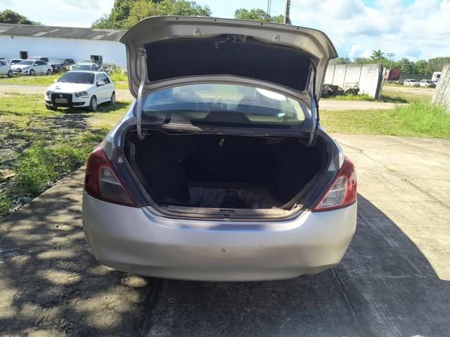 NISSAN VERSA 16S FLEX - 2011/2012 — foto 20 de 26
